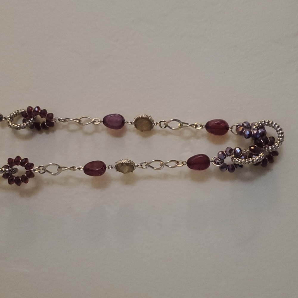 Long jewel necklace
